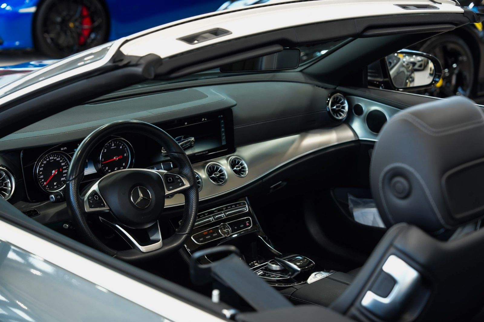 Mercedes-Benz E 220 d Cabrio*AMG-LINE*LEDER*MULTIBEAM*COMAND* foto 15