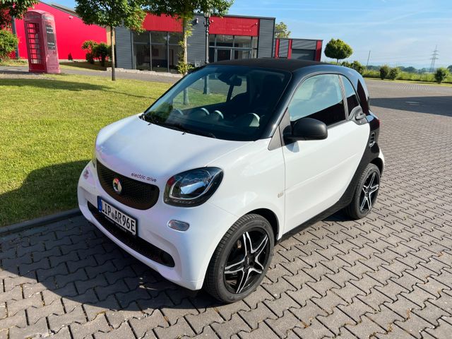 Smart fortwo coupe electric drive / EQ