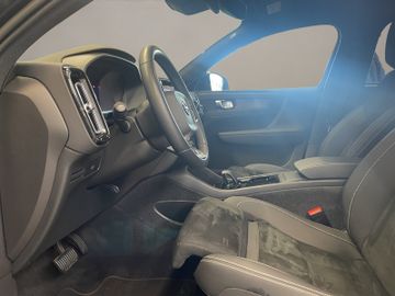 Volvo XC40 - 8