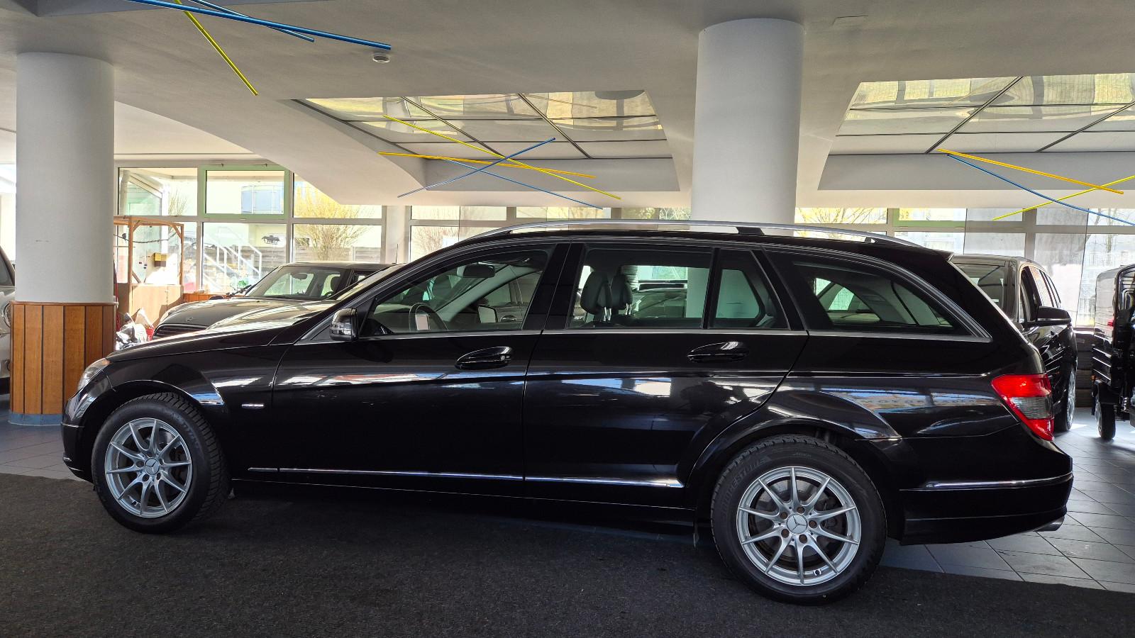 Mercedes-Benz C220 2008 — photo 8