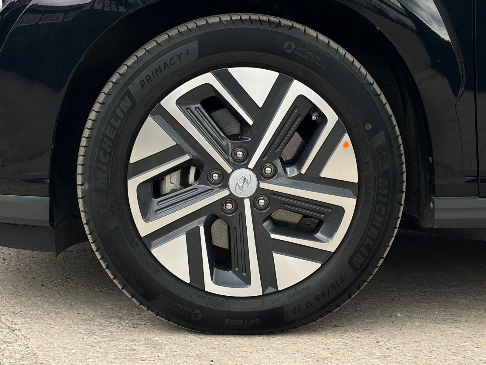 Fahrzeugabbildung Hyundai KONA E Trend 2WD ACC KRELL CarPlay NAV CAM LED