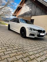BMW 330i xDrive Touring M Sport Automatic M Sport - BMW 330 mit Benzin-Antrieb: Kombi