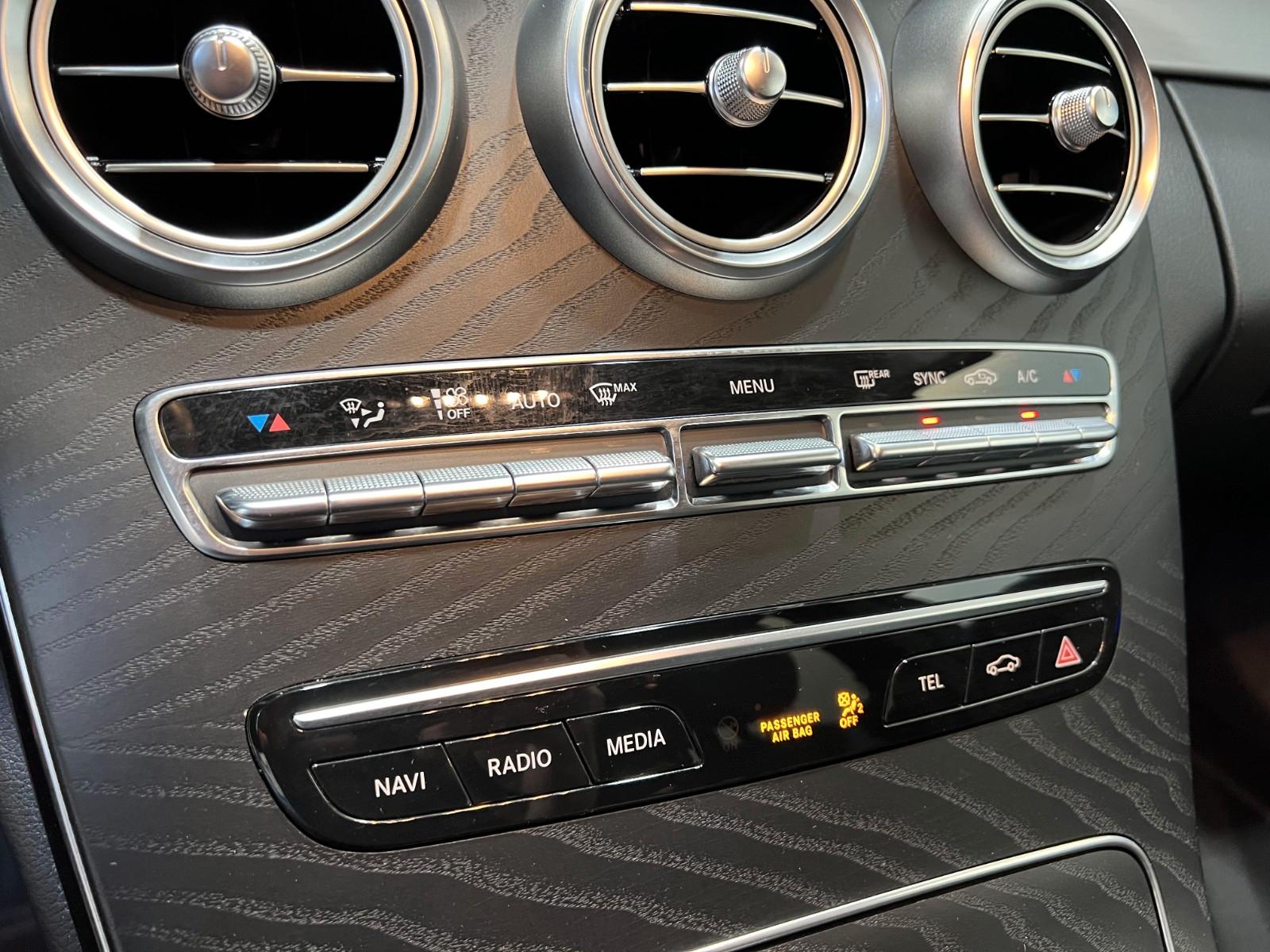 Mercedes-Benz C300 T-Modell AMG Line *LED *Assistent *RFK