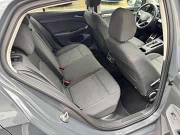 Bild 18 VW Golf VIII Lim MOVE*LED*KAMERA*StHz*NANI*