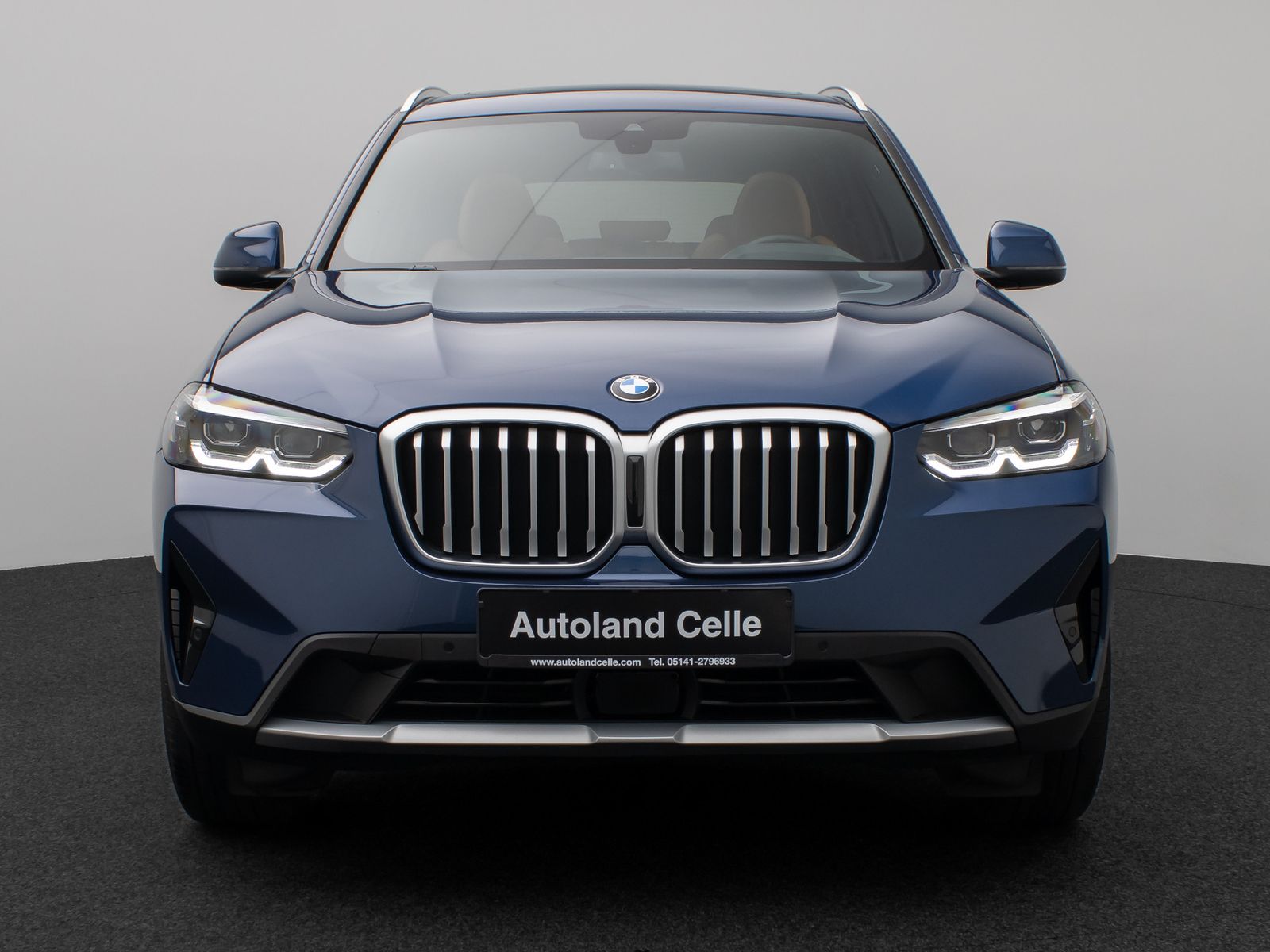 Fahrzeugabbildung BMW X3 xD20i Panorama Kamera HUD AHK Komfort Sport