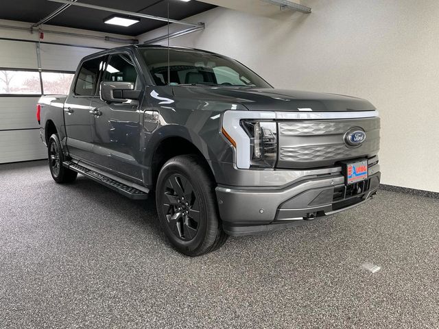 Fahrzeugabbildung Ford F ORD F 160 LIGHTNING LARIAT 4x4 CO-PILOT 360