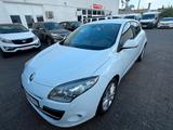 Renault Megane Luxe LEDER/SHZ/PDC/NAVI/XENON/KLIMAAUTOMA - Renault Megane Luxe mit Diesel-Antrieb