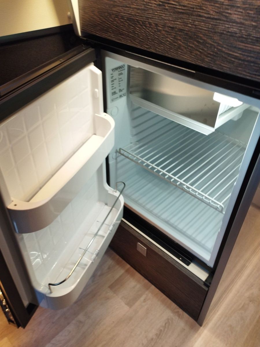 Fahrzeugabbildung Westfalia Columbus 540 D 180 PS Aufstelldach,LED,Winterp.