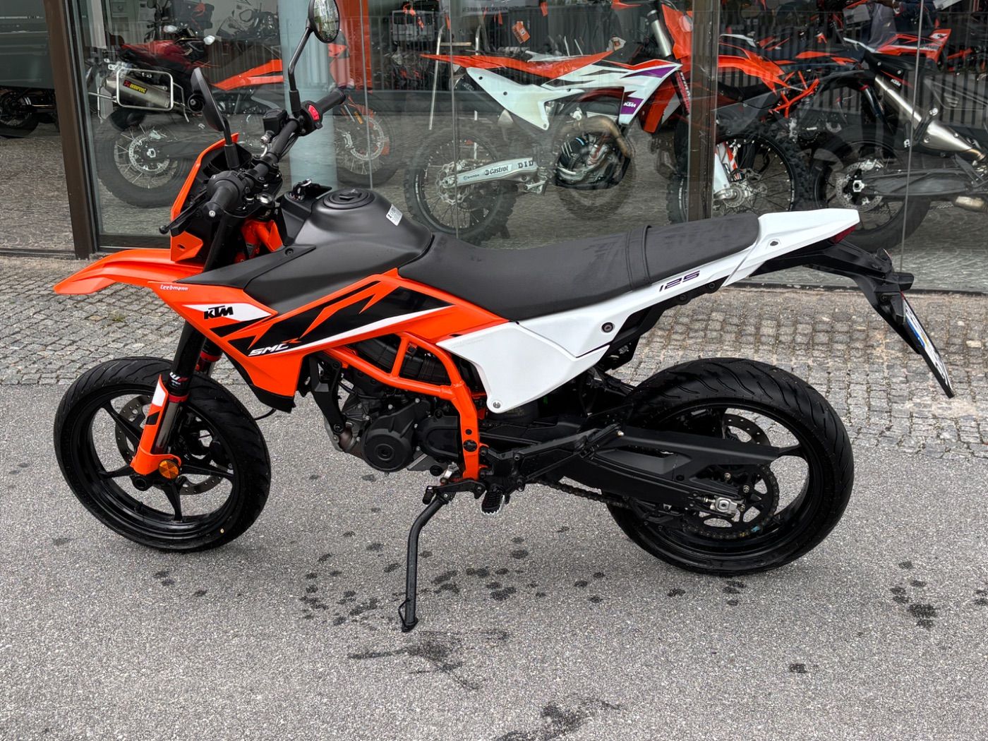 Fahrzeugabbildung KTM 125 SMC R 2026