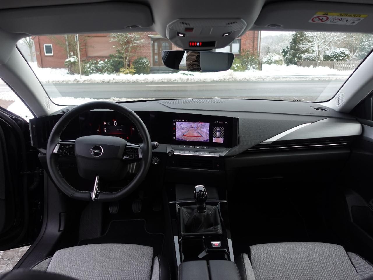 Fahrzeugabbildung Opel Astra L 1,2 Business Elegance