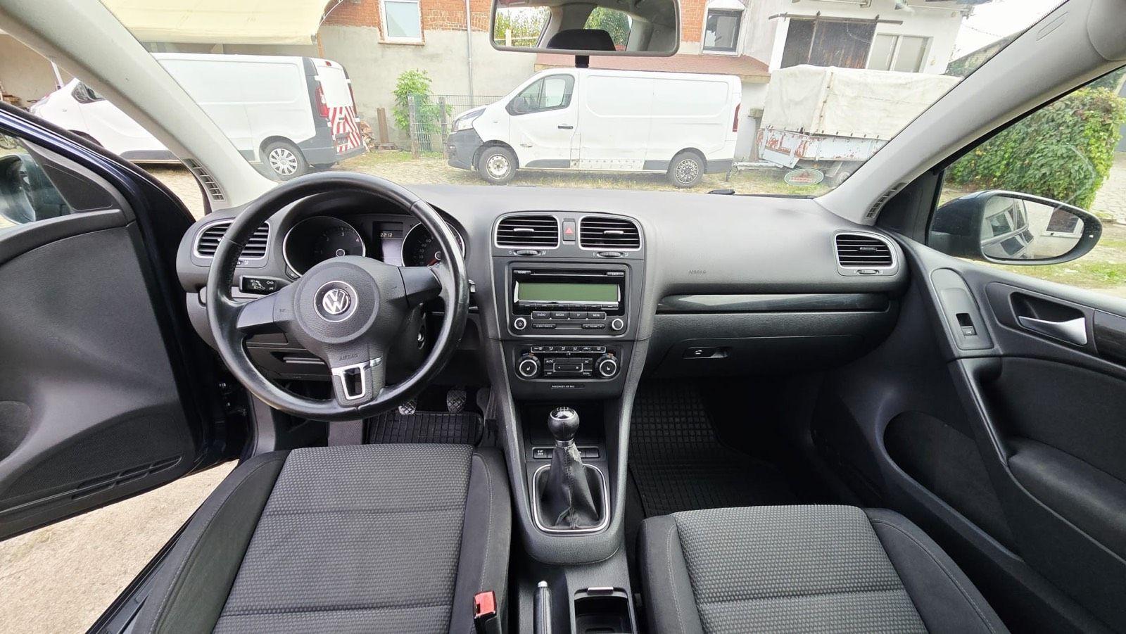 Volkswagen Golf 2009 — engine 110 HP (81kW)