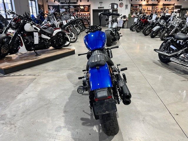 Fahrzeugabbildung Harley-Davidson FXBBS Street Bob 114cui Jekill Koffer