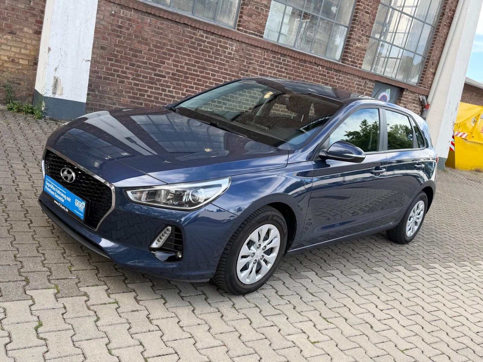 Hyundai i30 Select*Ersthand*Scheckheft*