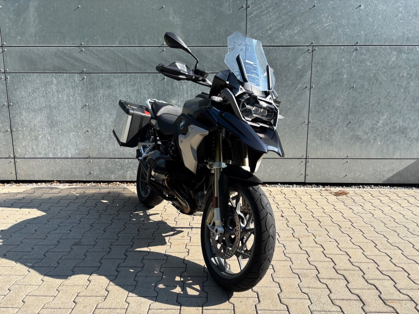 Fahrzeugabbildung BMW R 1200 GS Exclusive 3 Pakete TFT Seitenkoffer