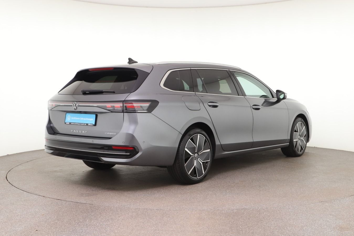 Volkswagen Passat Variant 1.5 TSI eHybrid DSG Elegance IQ.L foto 2