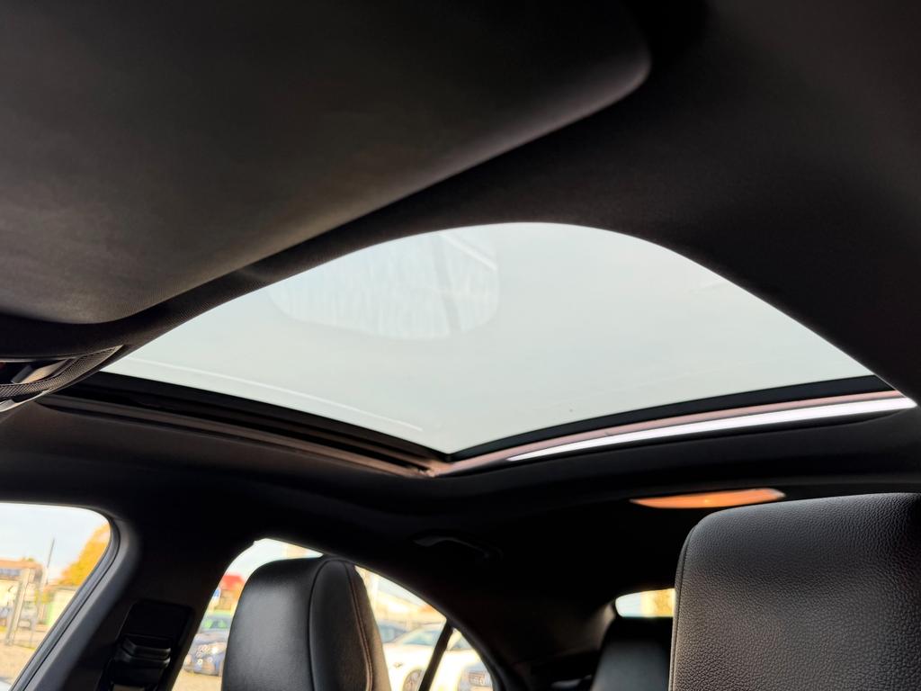 Mercedes-Benz CLA 220