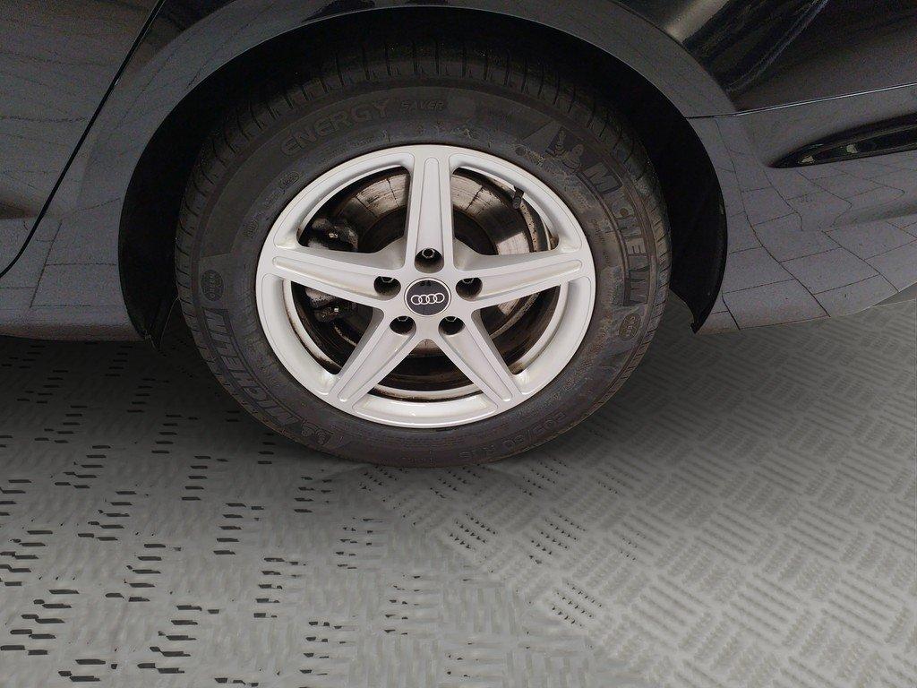 Audi A4 Avant 35 TDI S tronic LED GRA Navi