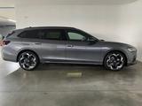 Skoda Superb Combi Sportline 2.0 TDI DSG AHK+NAVI+MATR - Skoda Superb: Sport