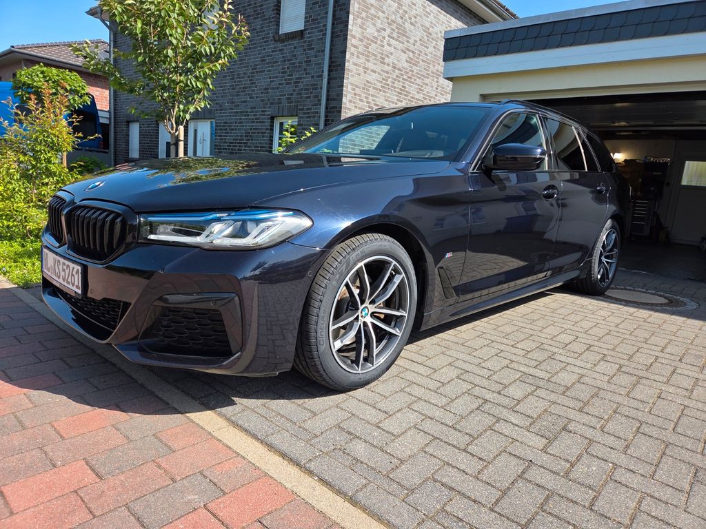 Image of BMW 520