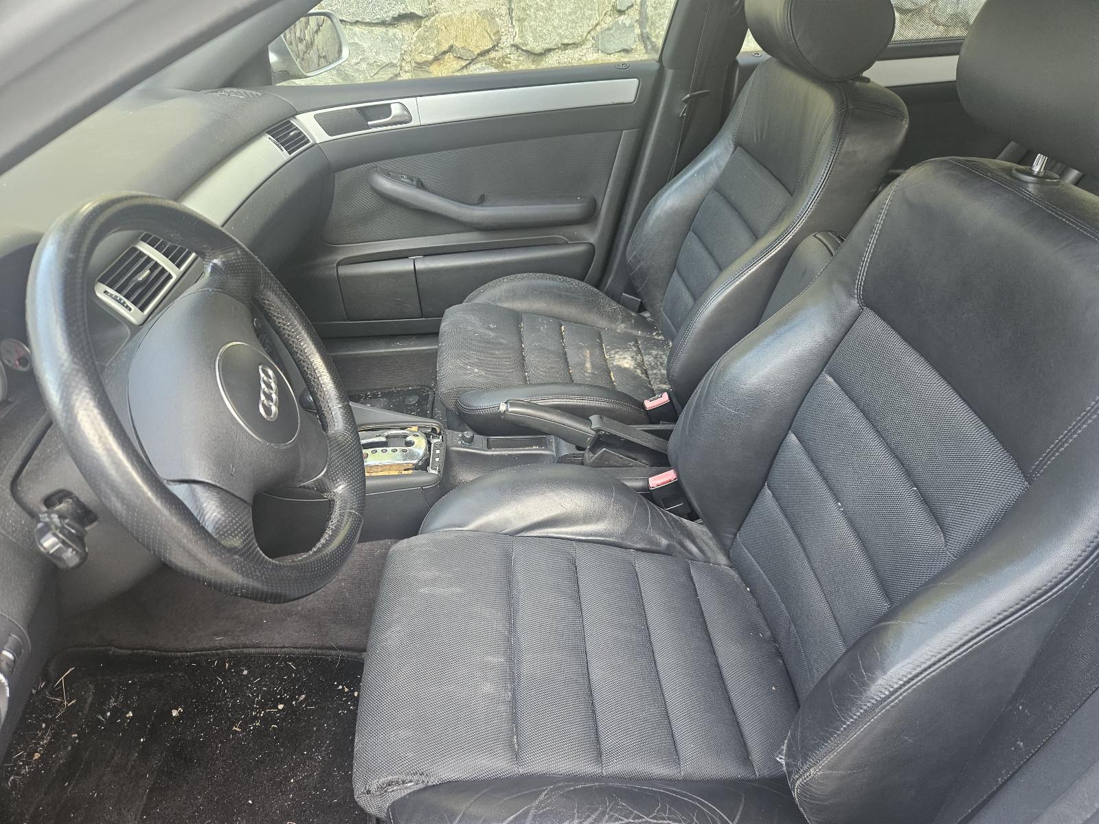 Audi A6 2004 — салон