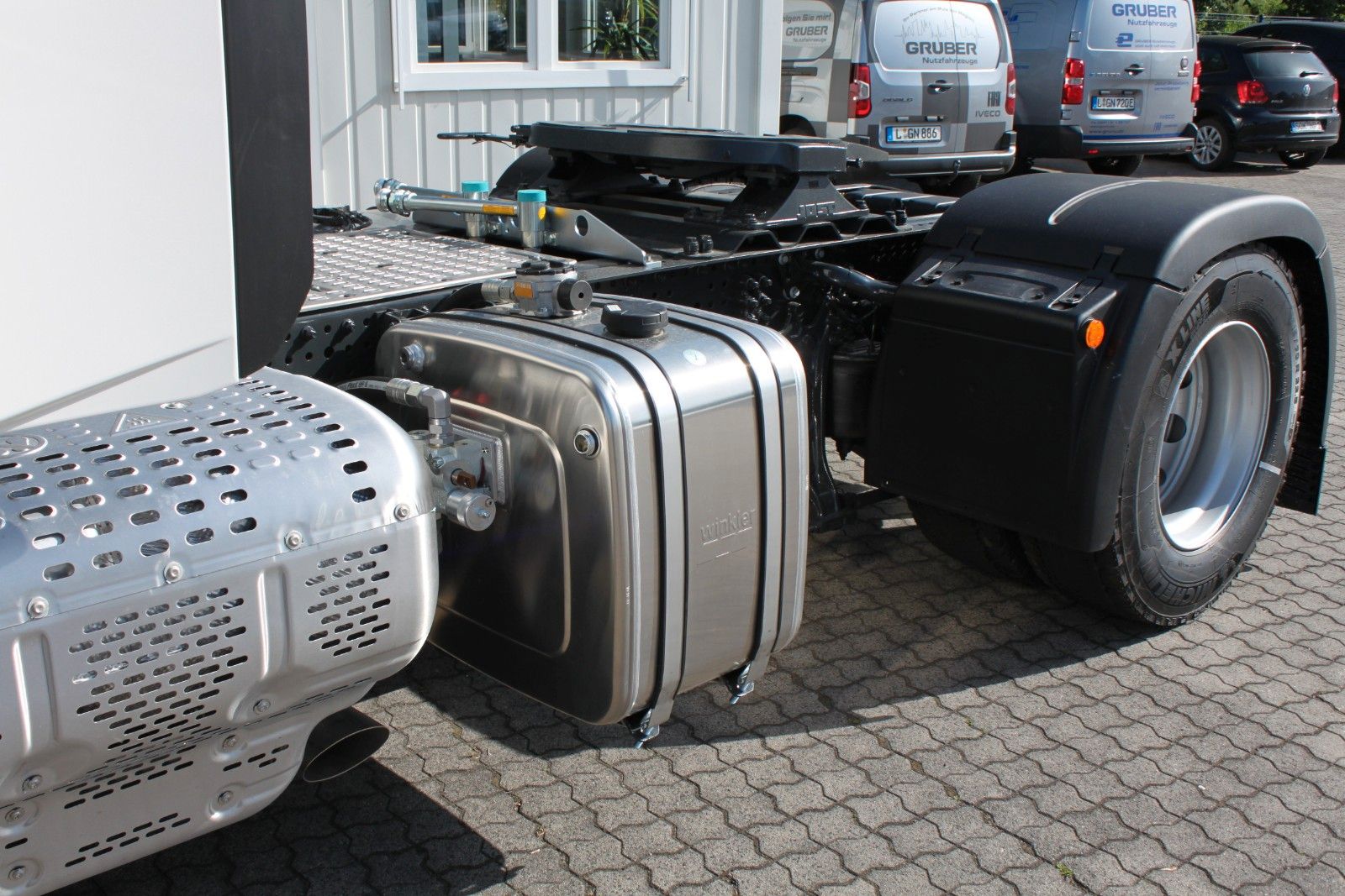 Fahrzeugabbildung Iveco S-Way AS440S46T/FP mit Kipphydraulik