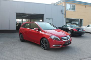 MERCEDES-BENZ B 180 BE*Aut+Wippen*P-Dach*Navi*Bi-XE*neue 19"LM