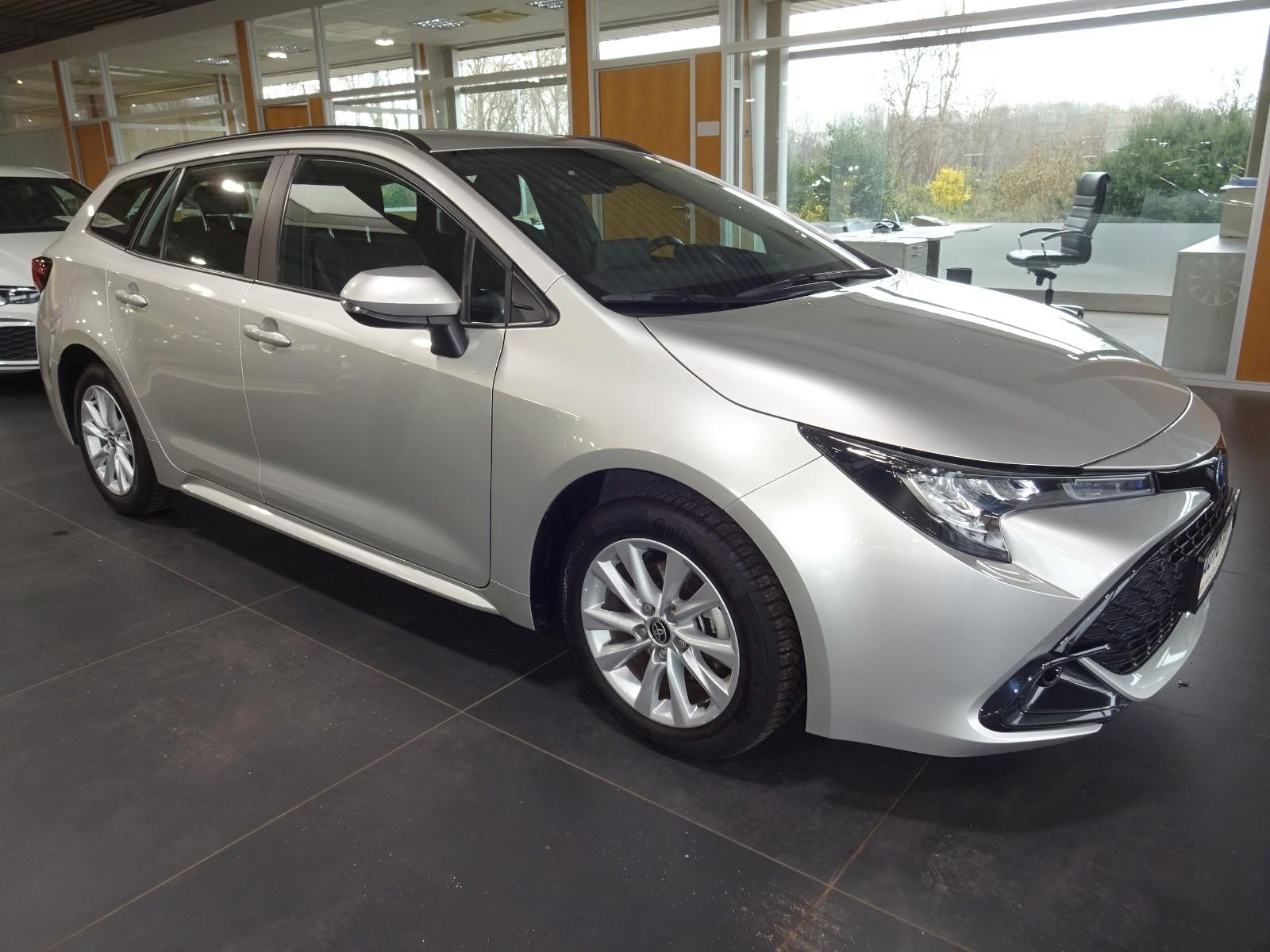 Toyota Corolla Touring Sports Hybrid Active NAVI/AC/4S