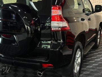 Toyota Land Cruiser - 10