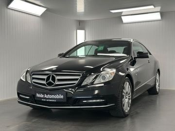 Mercedes E 200 - 1