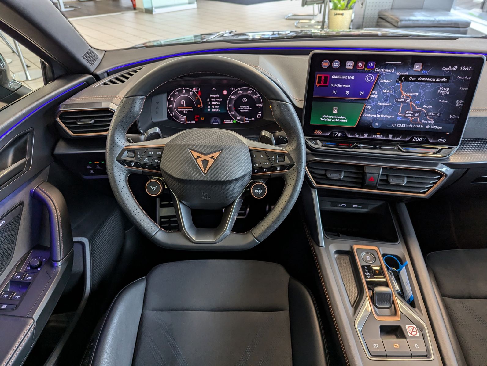 CUPRA Leon 1.5 eTSI Sennh. Matrix Pano Edge/Dynamic - Image 18