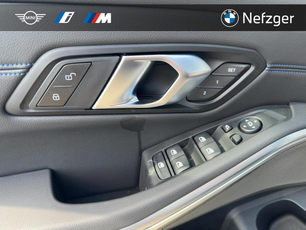 BMW M340i xDrive Touring Park-Assistent PANO LED H&K