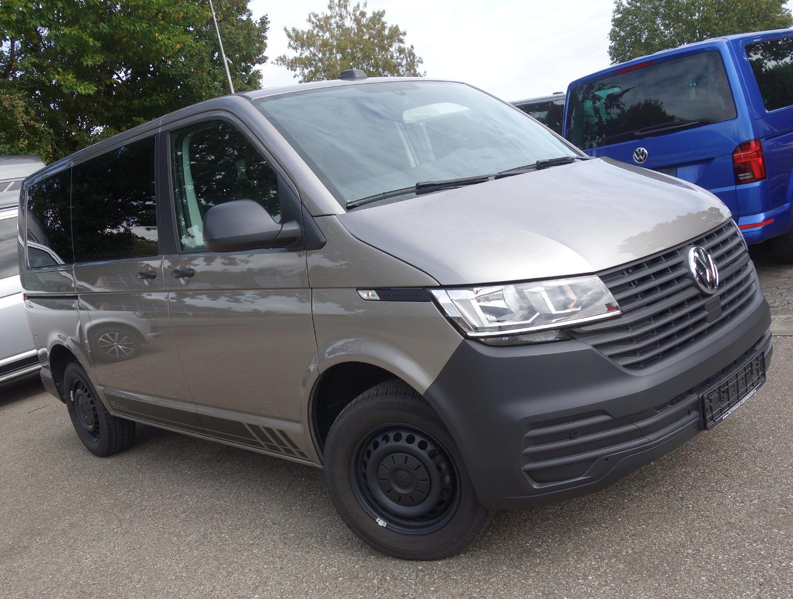Volkswagen VW T6.1 Kombi DSG "BULLI" AHK