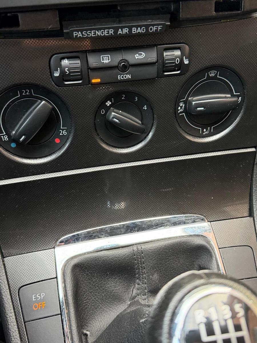 Volkswagen Passat 2006 — engine 116 HP (85kW)