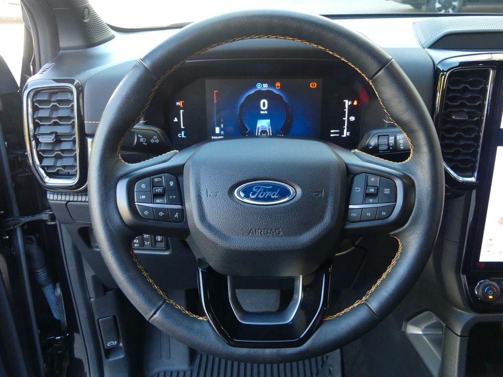 FORD Ranger Wildtrak e-4WD Doka* FORD Ranger Wildtrak e-4WD Doka*