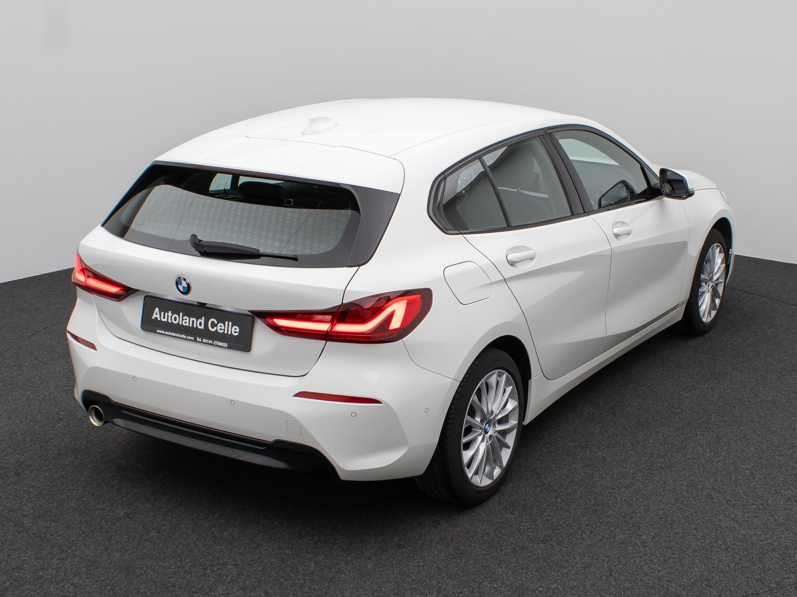 Fahrzeugabbildung BMW 118i SportLine Kamera DAB Lenkrhzg Komfort Alarm