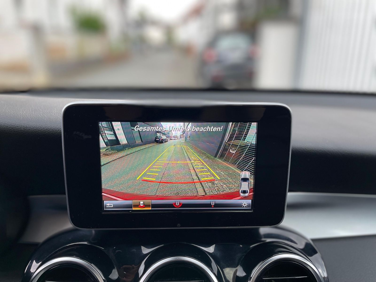 Fahrzeugabbildung Mercedes-Benz GLC 300 Coupe 4-Matic |Leder|Navi|Kamera|20"|AHK