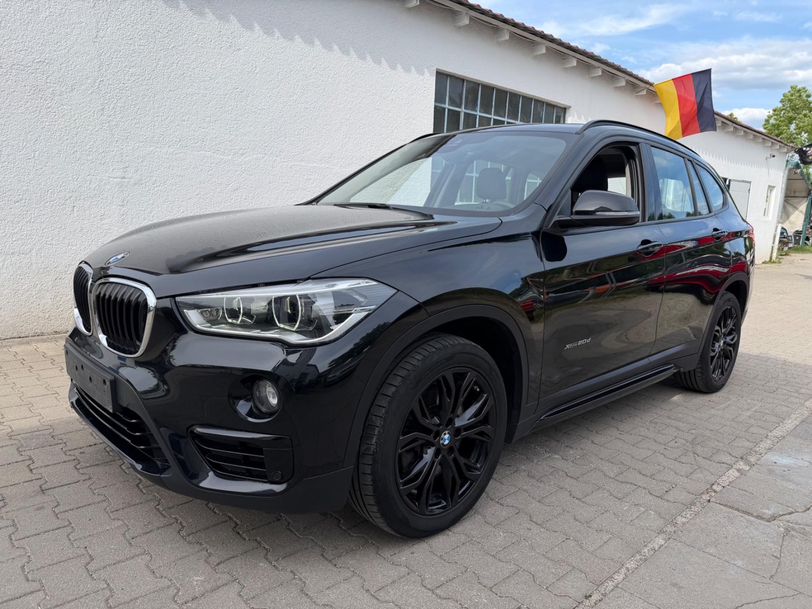 BMW X1 xDrive 20 d Sport Line Head-Up 1 Hand