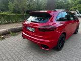 Porsche Cayenne Turbo Turbo - Porsche Cayenne: Rot