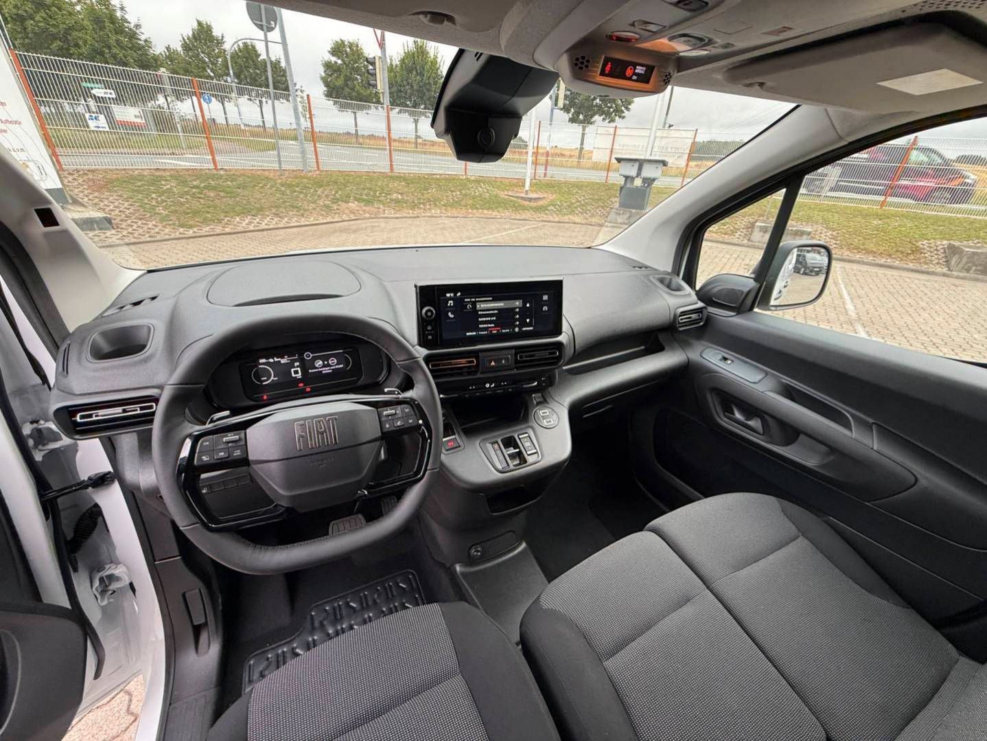 Fahrzeugabbildung Fiat Doblo XL ELEKTRO