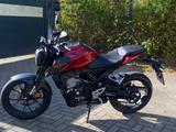 Honda CB 125 R