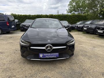 Mercedes CLA 220 Shooting Brake - 3