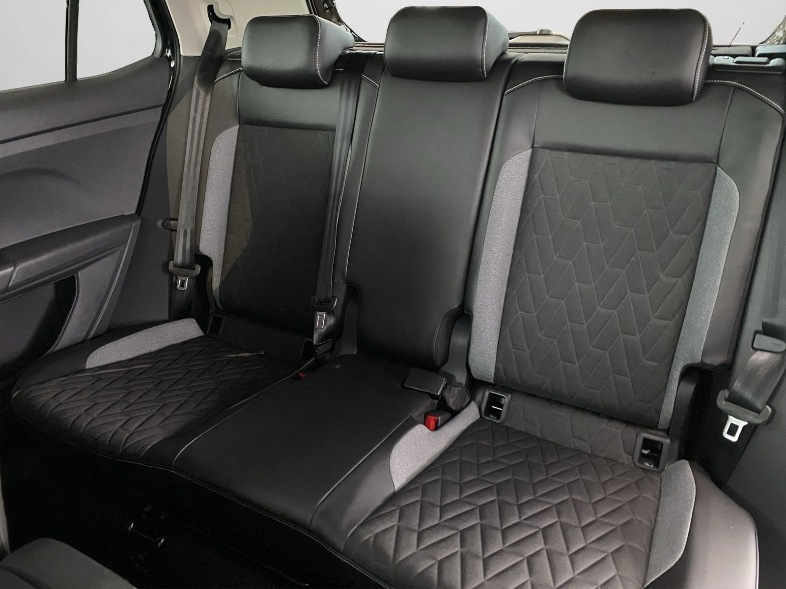 Volkswagen T-Cross - Bild 15