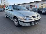 Renault Megane Grandtour 1.6 16V - Renault aus 2001