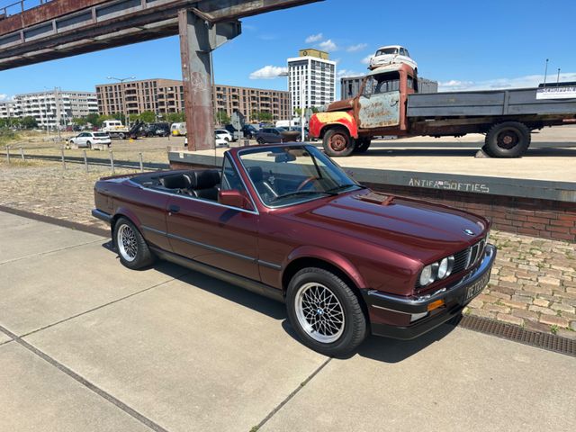 BMW 325 i E30 Cabrio 1.Hand