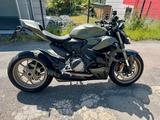 Ducati Streetfighter V2 - kein Vorführer, viel Zubehör - DUCATI ST2