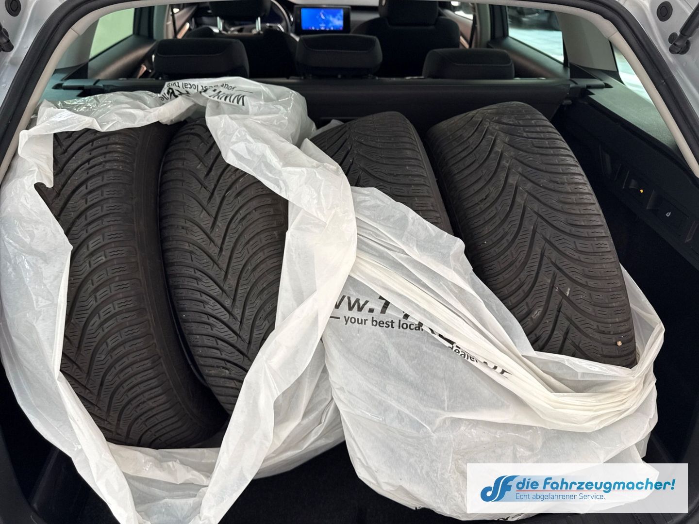 Fahrzeugabbildung SKODA Octavia Combi Clever 2.0 TDI DPF EU6d
