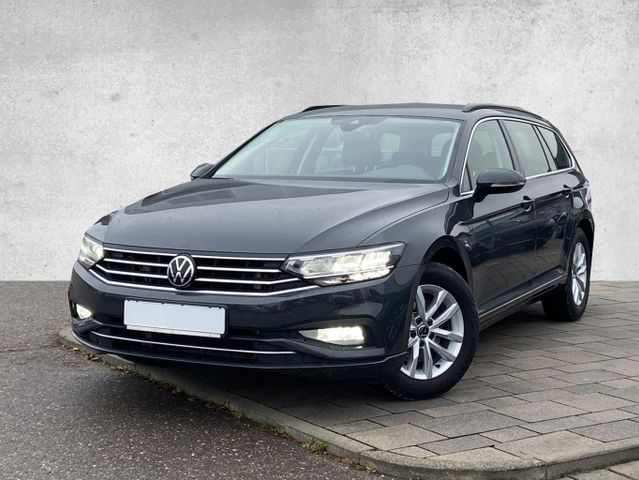 Volkswagen Passat Variant 1.5 TSI DSG Business AHK Navi