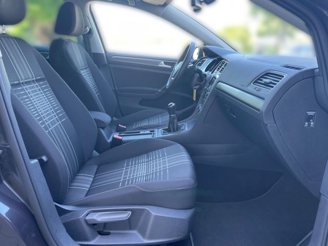Golf VII Comfortline 1.6 TDI Navi,PDC,SHZ
