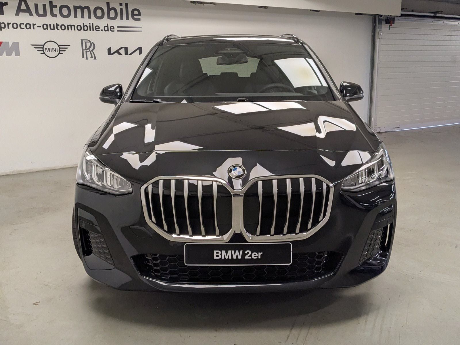 BMW 216 Active Tourer - Bild 3