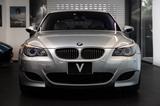 BMW M5 V10 SMG - silberne BMW M5